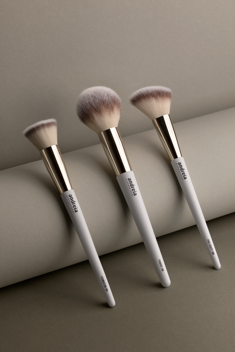 101 Kabuki Foundation Brush