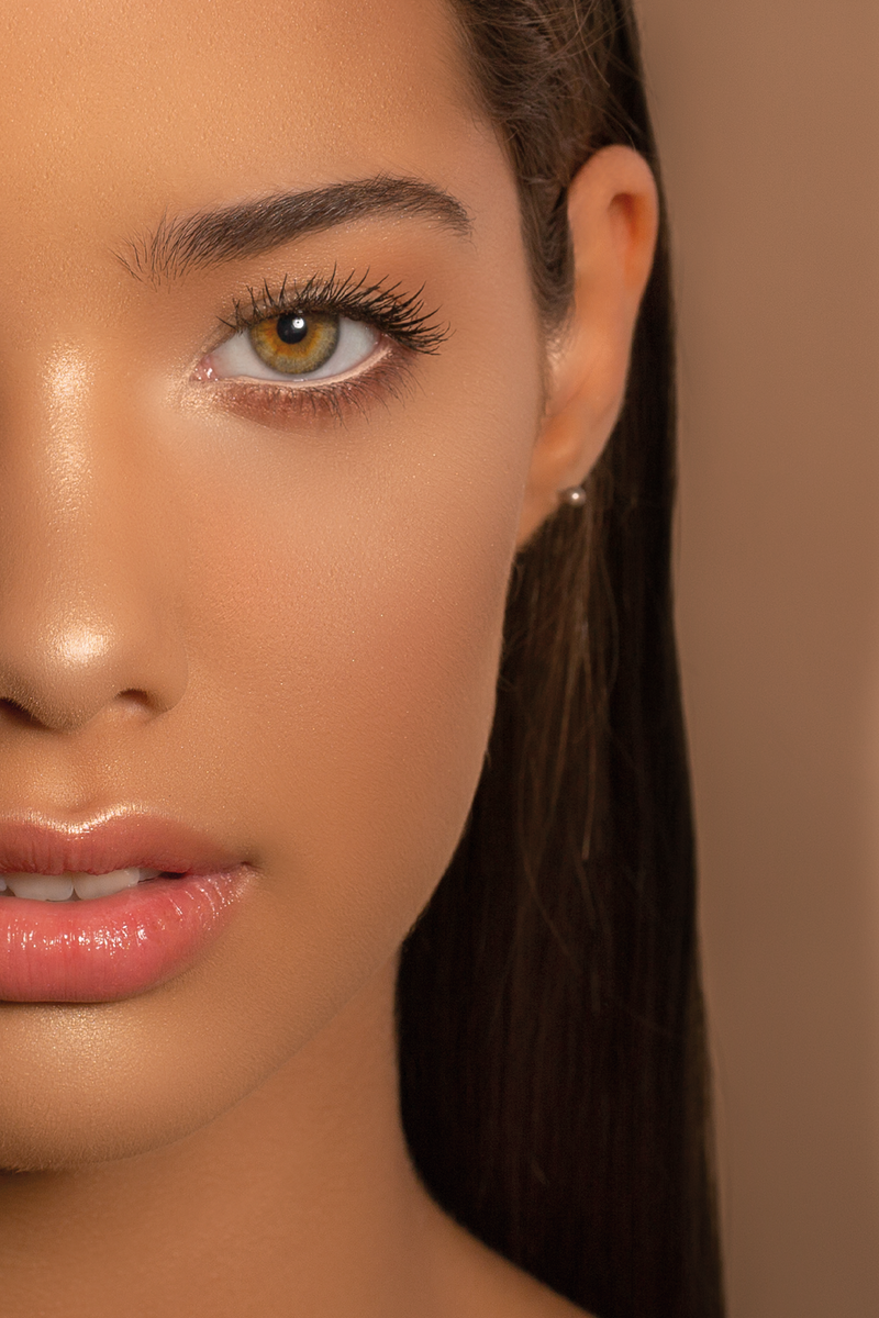 model-Nude Velvet 12H - Waterproof Eyeliner
