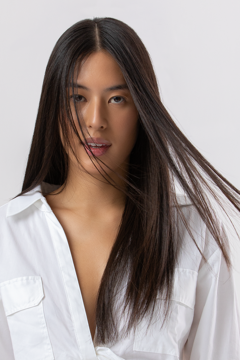 model-Color Coat Leave-In Treatment_1